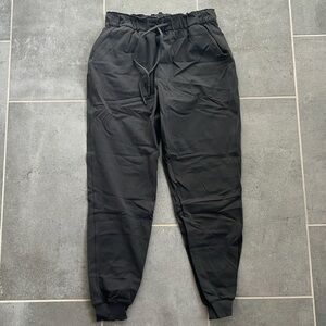 Lululemon Stretch High-Rise Jogger
Full Length